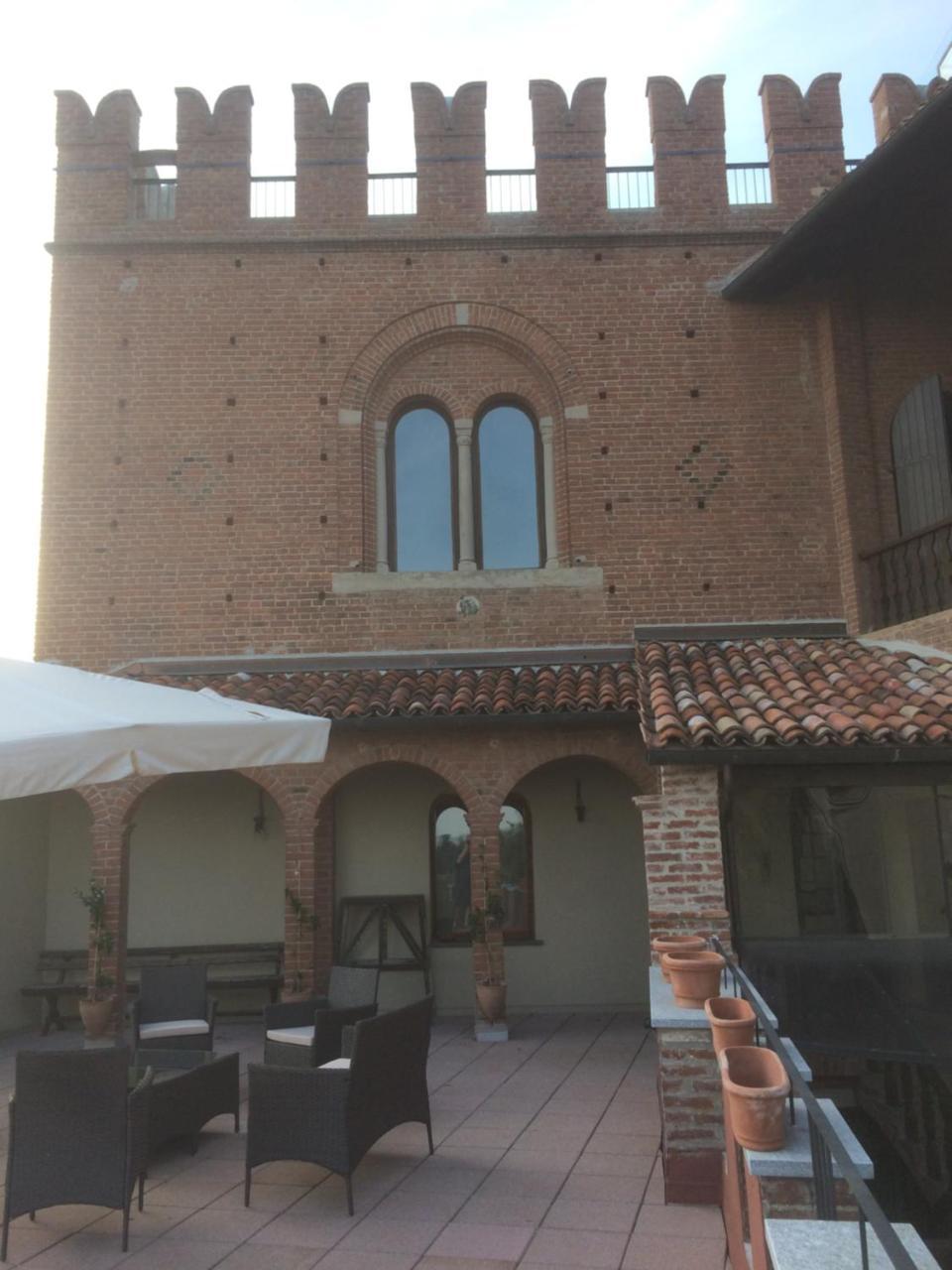Castello Mellana Bed & Breakfast Rosignano Monferrato Exterior photo